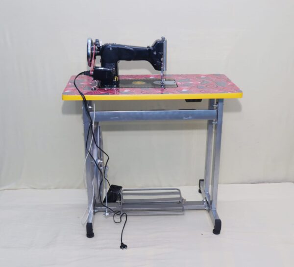 Toshi Zig-Zag Sewing Machine with Stand & Motor – Black